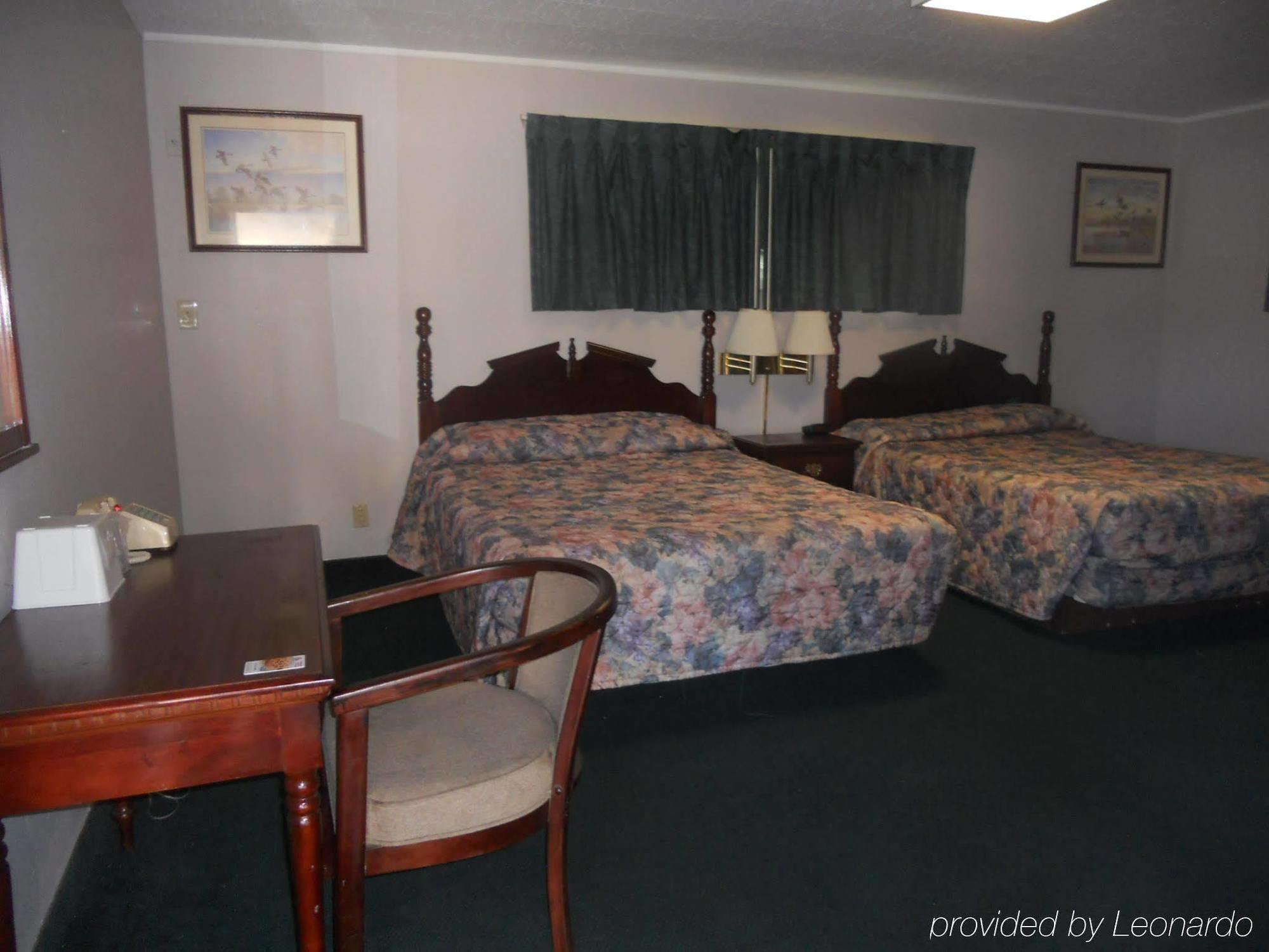 Rapids Inn & Suites Wisconsin Rapids Exteriér fotografie