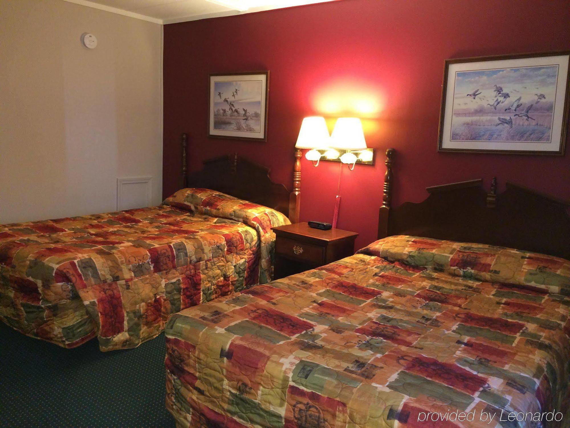 Rapids Inn & Suites Wisconsin Rapids Exteriér fotografie